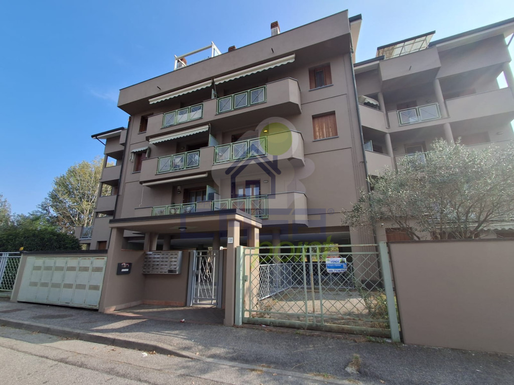 WhatsApp Image 2025-10-16 at 09.33.33 (1).jpeg