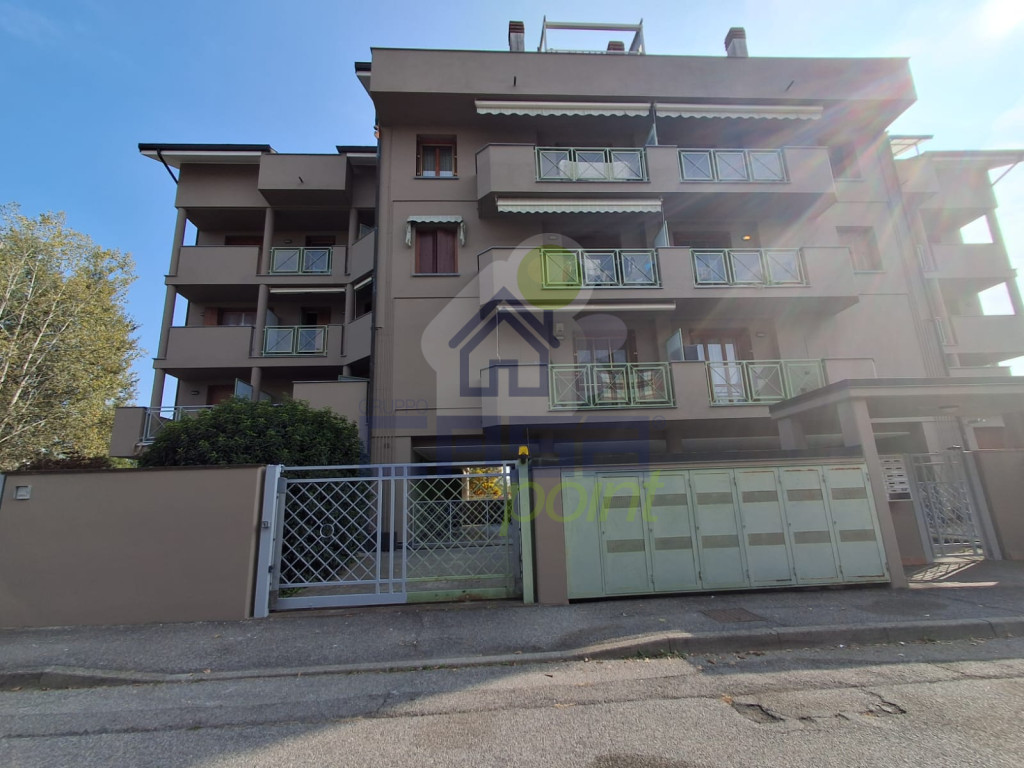 WhatsApp Image 2025-10-16 at 09.33.33.jpeg