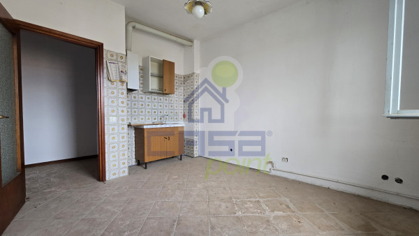 TRILOCALE CON GARAGE E CANTINA