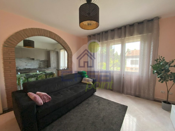 Trilocale con cantina e garage a Brescello