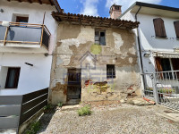 CASA DI CORTE DA RISTRUTTURARE, OTTIMO INVESTIMENTO