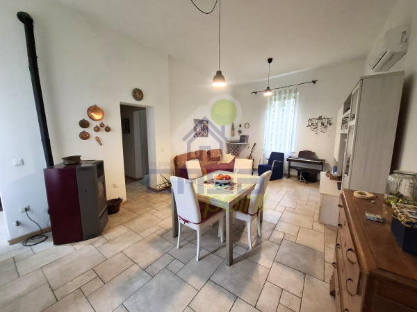 APPARTAMENTO CON INGRESSO AUTONOMO E SENZA SPESE DI CONDOMINIO