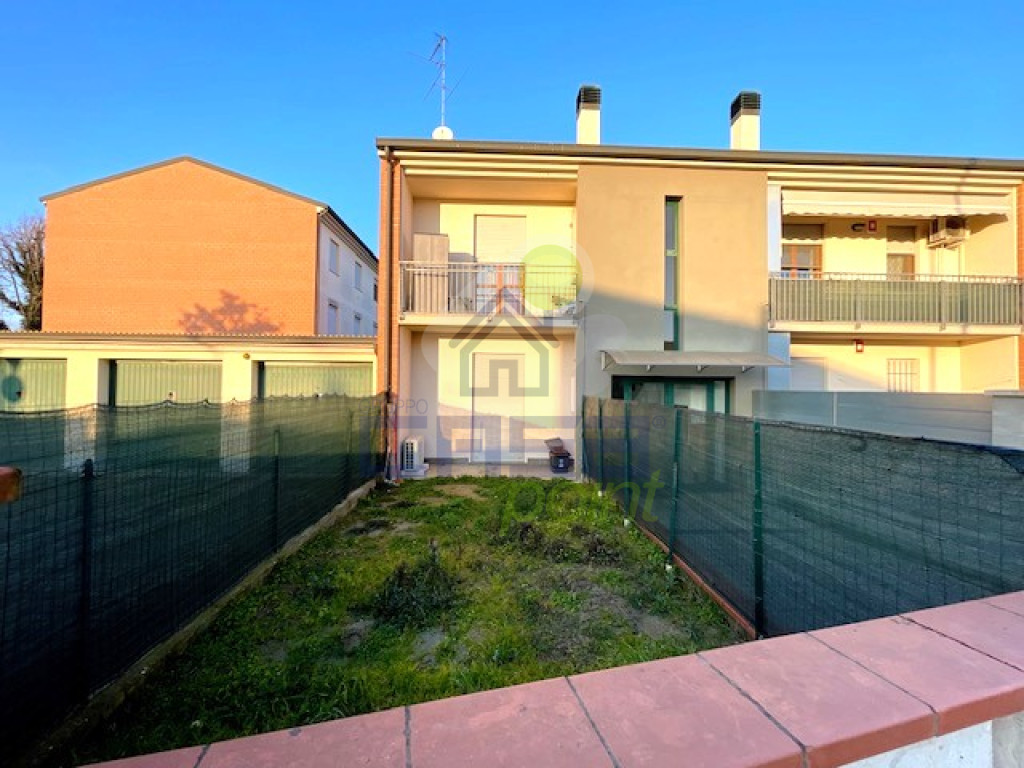 fronte palazzina