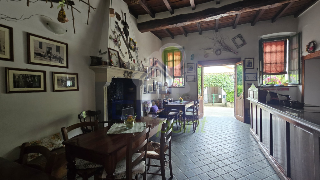 TRATTORIA INGRESSO (2).jpeg
