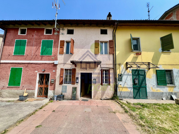 IMMERSA NELLA TRANQUILLITA'
