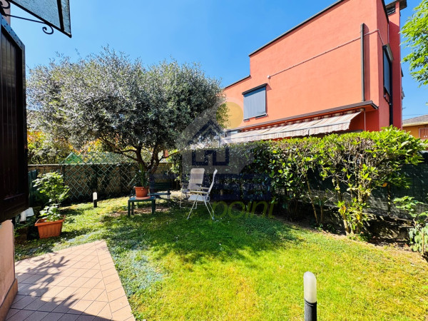 APPARTAMENTO CON GIARDINO