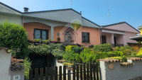 fronte-strada-(2).jpeg