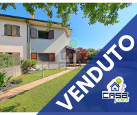 Malagnino - Villetta d’angolo con giardino, box doppio, portico ed impianto fotovoltaico -