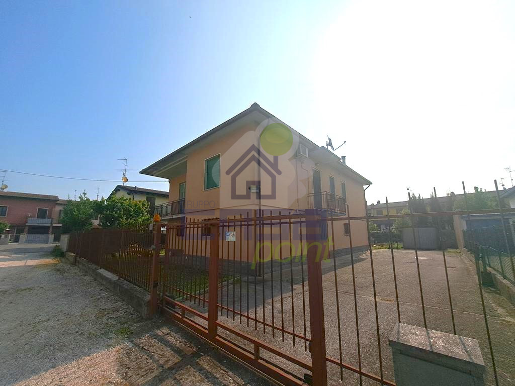 1_est casa (17)-1024x768.jpg