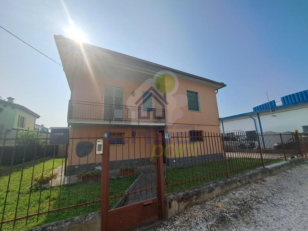 1_est casa (20)-1024x768.jpg