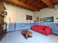 SALONE O TERZA CAMERA 2.jpg