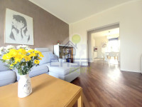 SPLENDIDO TRILOCALE RISTRUTTURATO CON BOX E CANTINA