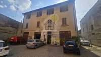 AMPIO QUADRILOCALE IN CONTESTO STORICO