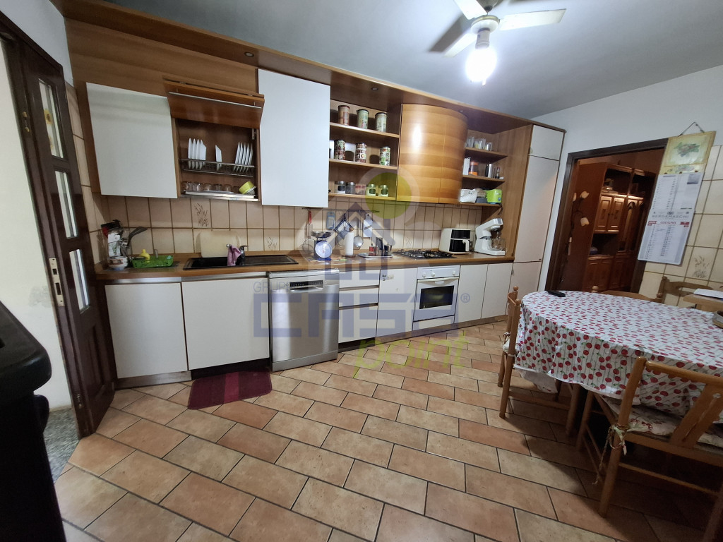cucina appartamento piano terra