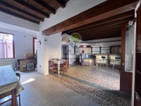 LOCALE BAR RISTORANTE CON AMPI SPAZI INTERNI ED ESTERNI – GRANDE POTENZIALE