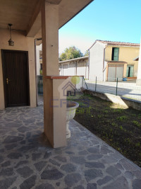 PARTICOLARE DEL PORTICATO.jpg