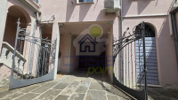 ingresso cortile