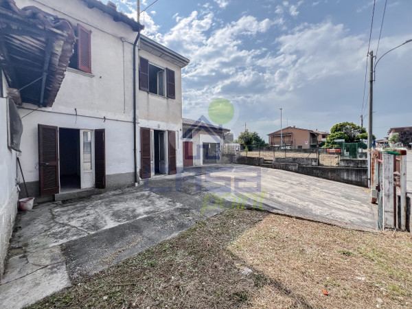PORZIONE DI BI-VILLA FAMILIARE SU DUE LIVELLI
