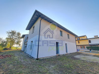 APPARTAMENTO PIANO TERRA CON GIARDINO E GARAGE