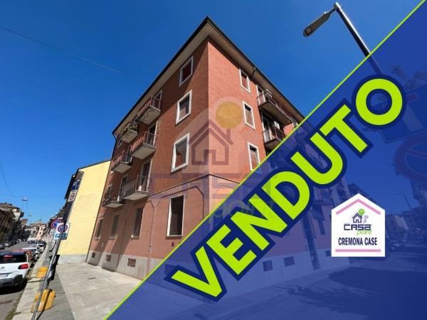 DELIZIOSO TRILOCALE IN CENTRO CITTÀ, RISTRUTTURATO, CON CANTINA E SOFFITTA!!!