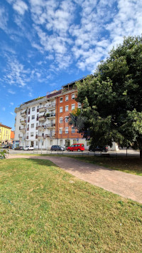 ESTERNO 2