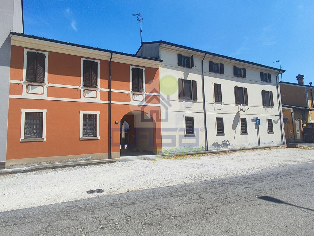 facciata-esterna.jpg