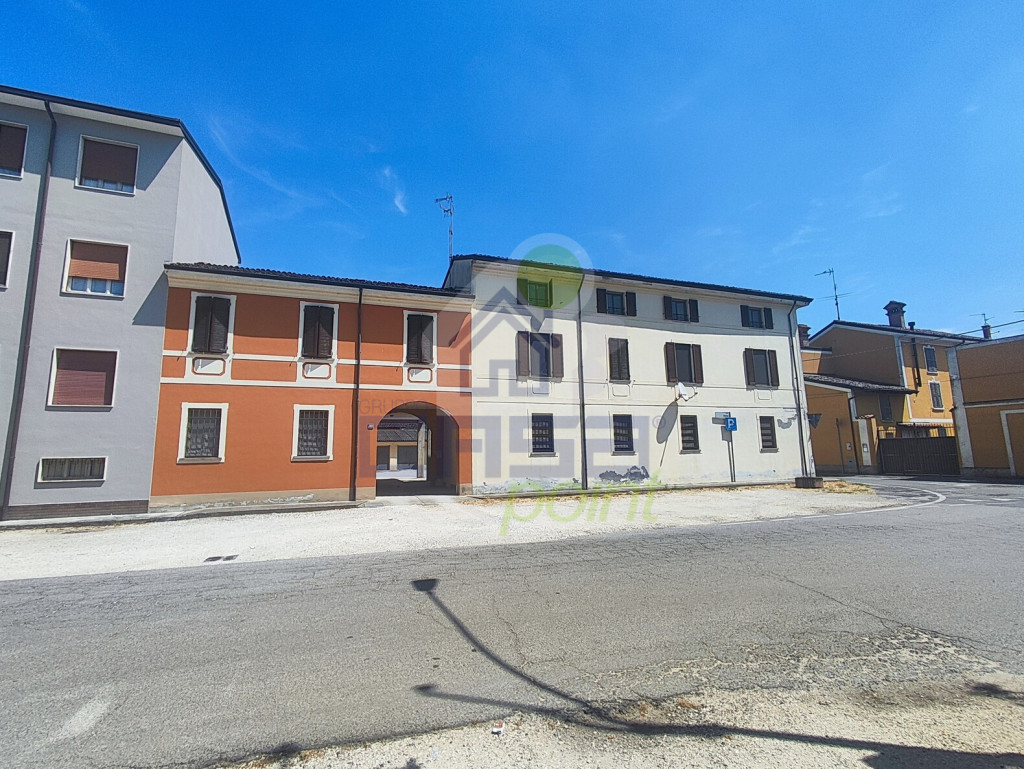 panoramica-facciata-esterna.jpg