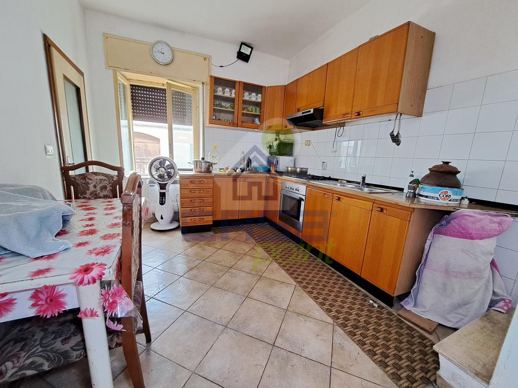 porzione affittata famiglia (6) - Copia.jpg