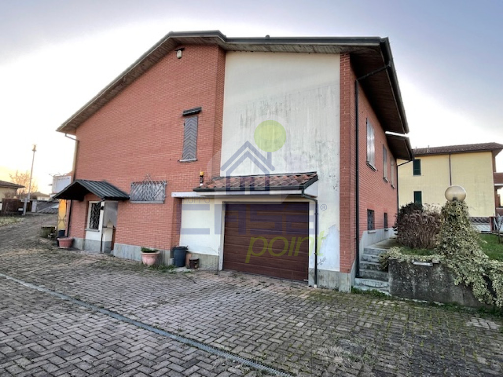 ESTERNO