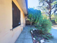 cortile-antistante.jpg