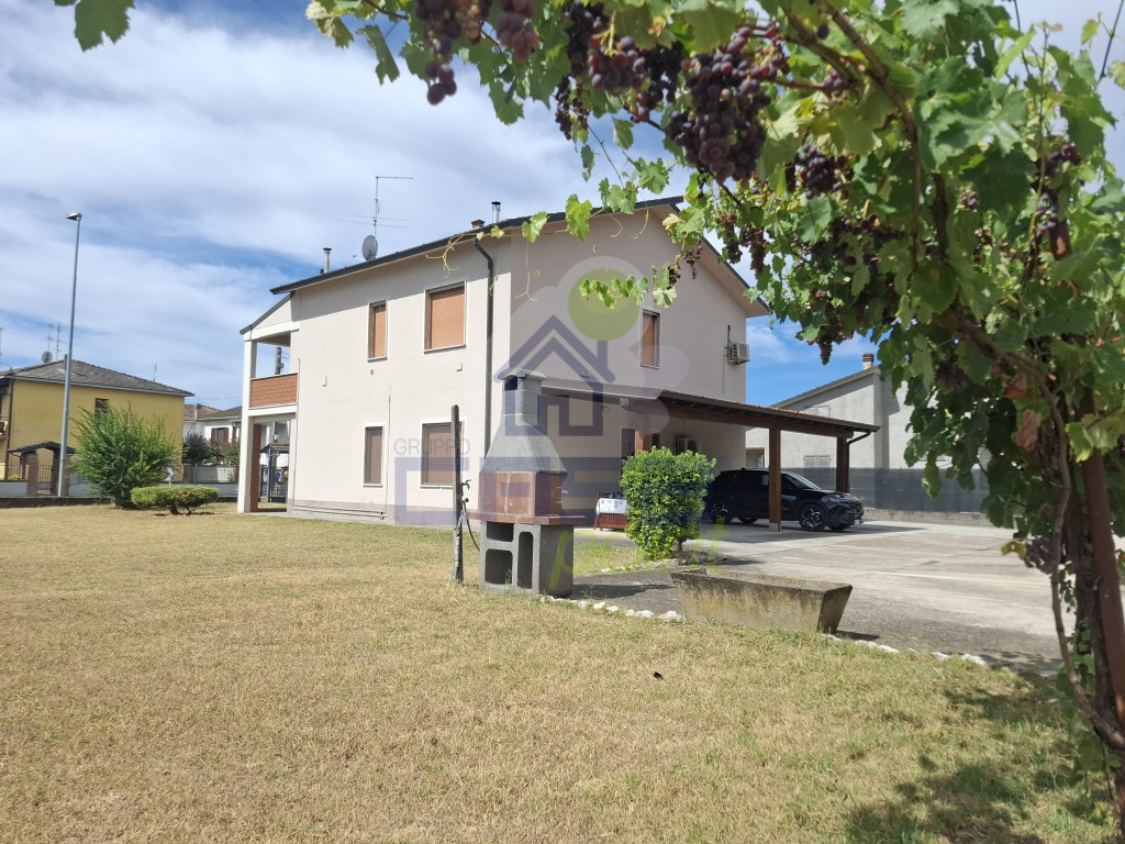 ESTERNO
