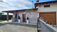 Villetta d'angolo su unico piano
