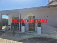 Villetta d'angolo su unico piano