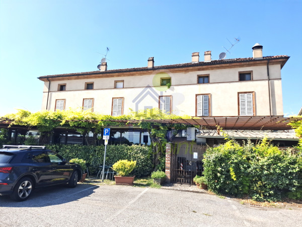 BILOCALE ARREDATO SENZA SPESE DI CONDOMINIO, IN PALAZZINA DI SOLE 4 UNITA'