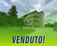 Appartamento in piccolo contesto, con Garage e Cantina