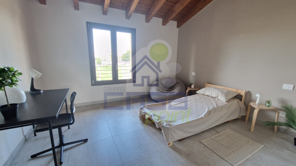 SECONDA CAMERA 1
