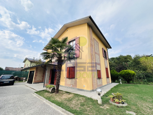 VILLA INDIPENDENTE SU DUE LIVELLI IN OTTIME CONDIZIONI