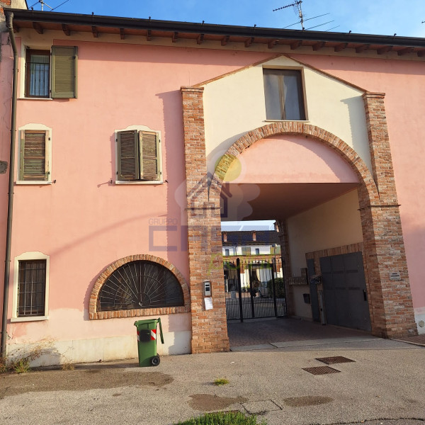 PORZIONE DI CASA