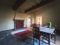 SOGGIORNO CON CAMINO CASA PADRONALE.jpg