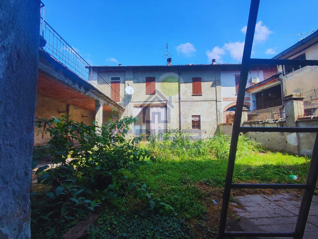 VISTA CASA PADRONALE DAL RUSTICO.jpg
