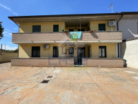 Esterno