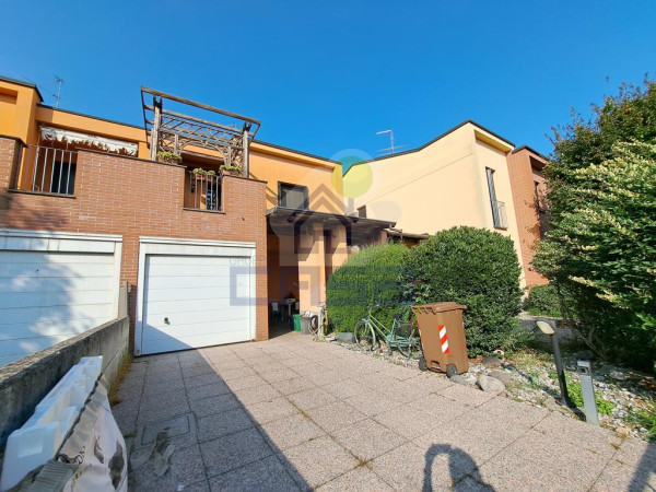 VILLETTA DI AMPIA METRATURA A SAN FELICE