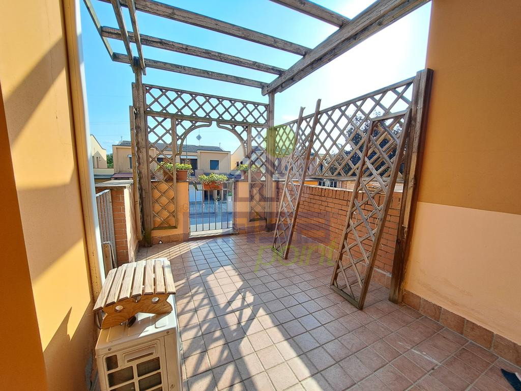 terrazza-fronte-(3)-1024x768.jpg