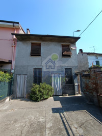 fronte casa principale.jpg