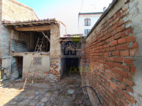secondo cortile interno.jpg