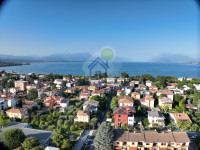 Appartamento vista lago