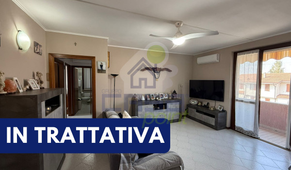 AMPIO QUADRILOCALE IN CONTESTO DI SOLE SEI UNITA' ABITATIVE