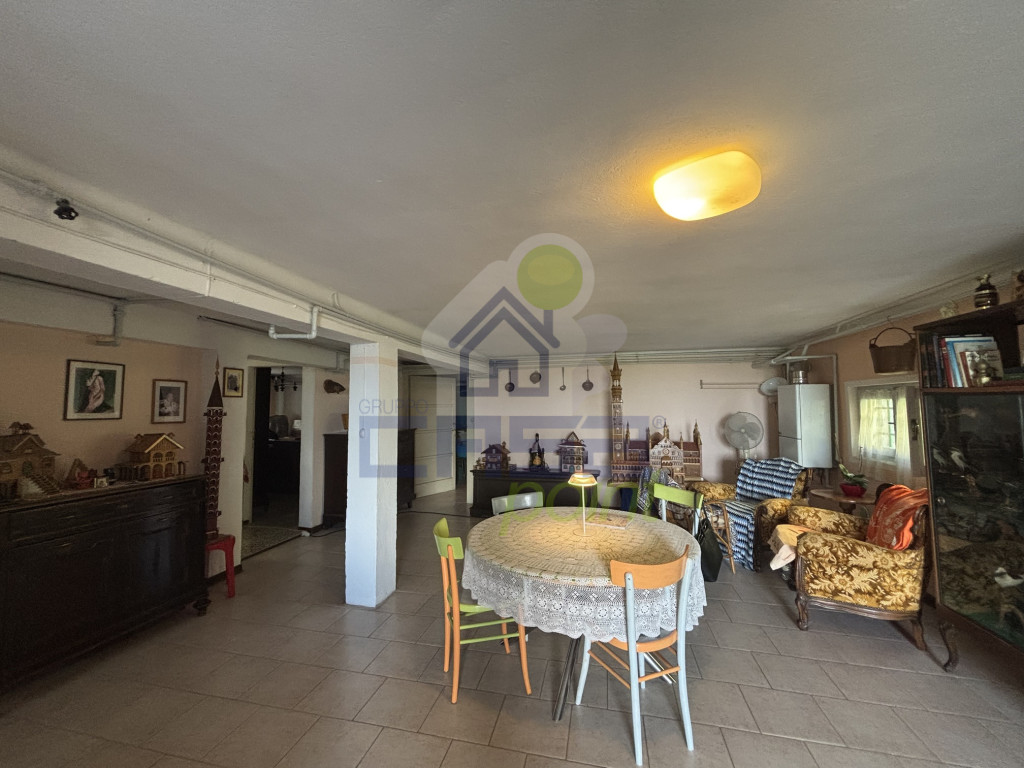 locale-taverna.jpeg