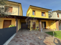 VILLA A SCHIERA DI PRESTIGIO – UNICA NEL SUO GENERE IN CONTESTO RESIDENZIALE