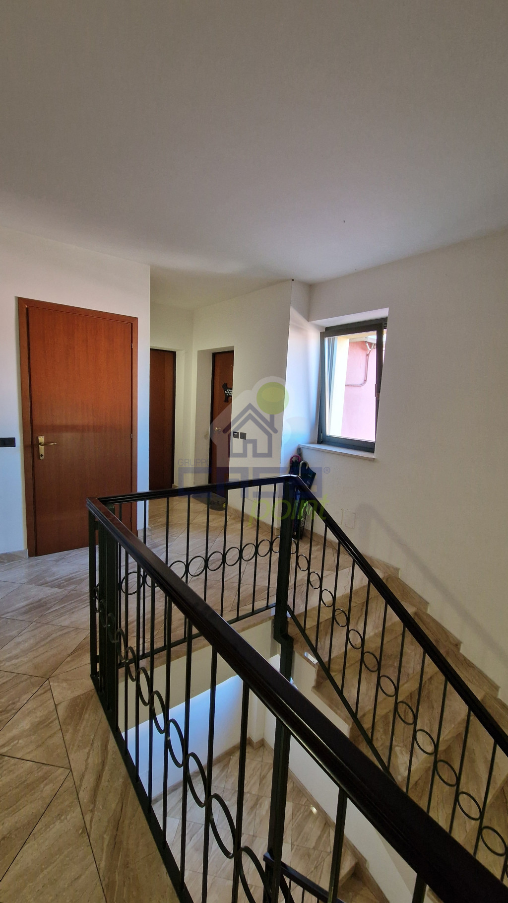 VANO SCALA 1